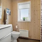 2 Bedroom Gorgeous In Haarby
