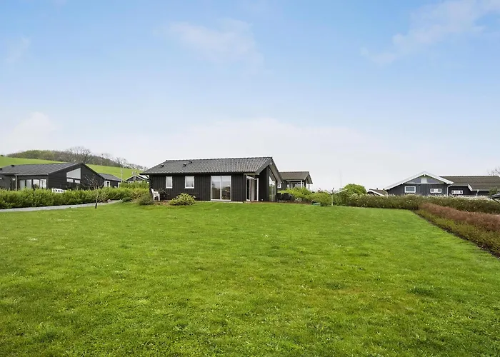 2 Bedroom Gorgeous In Haarby 別荘 *